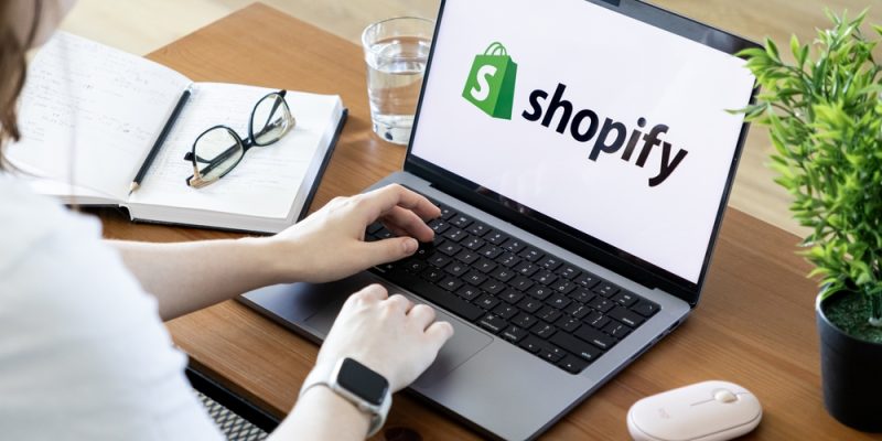 choosing the right affiliate plugin for shopify